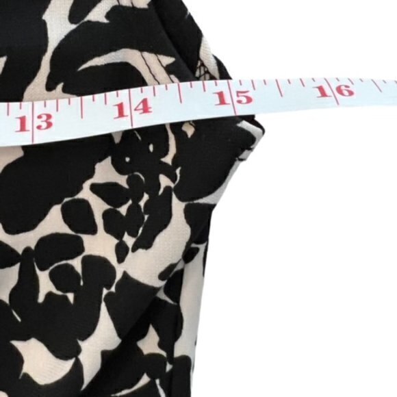 Michael‎ by Michael Kors Women’s S Black Ivory Floral Sleeveless Top Draped Wrap - Picture 4 of 9